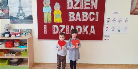 Powiększ grafikę: 18.01 Dzień Babci i Dziadka