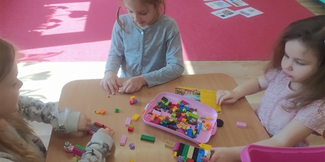 Powiększ grafikę: Dania - KLOCKI LEGO zawitały