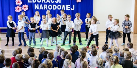 Powiększ grafikę: DZIEŃ EDUKACJI NARODOWEJ