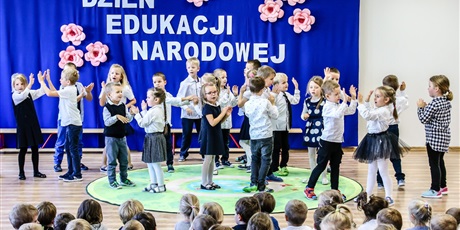 Powiększ grafikę: DZIEŃ EDUKACJI NARODOWEJ