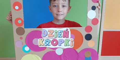 Powiększ grafikę: Dzień Kropki