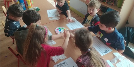 Powiększ grafikę: Poznajemy nuty 06.05