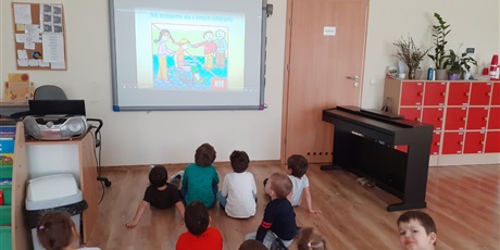 Powiększ grafikę: Savoir vivre na co dzień 23.03