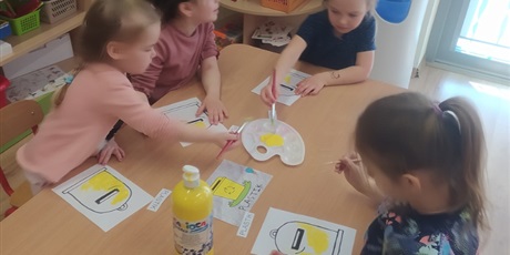 Powiększ grafikę: Segregujemy odpady 28.04