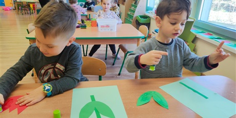 Powiększ grafikę: Wiosnenne tulipany - praca plastyczna