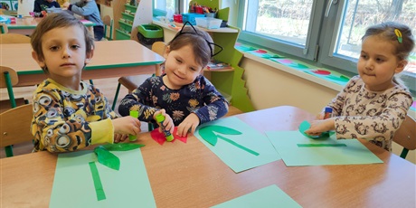 Powiększ grafikę: Wiosnenne tulipany - praca plastyczna