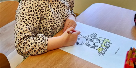Powiększ grafikę: Zabawy w sali