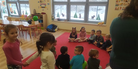Powiększ grafikę: Zajęcia z rytmiki 28.01